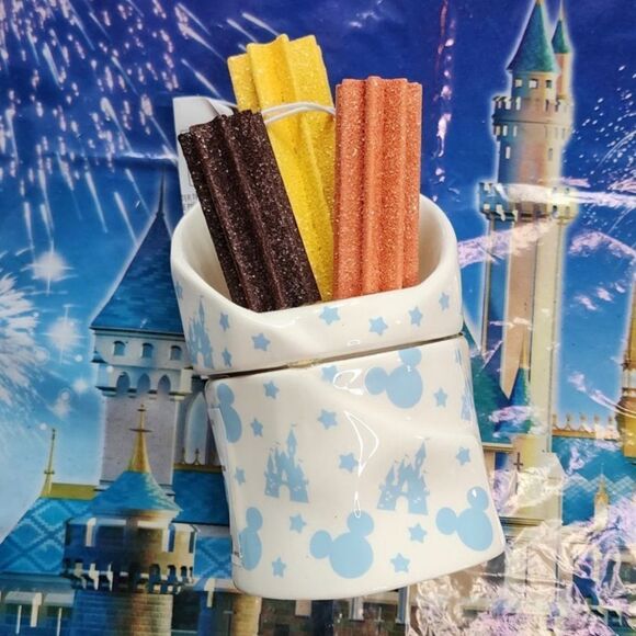 Disney Parks Treats Churro Cinnamon Scented Candle - Picture 2 of 2